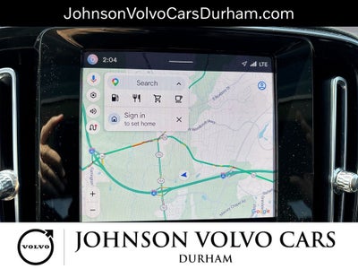 2023 Volvo XC40 B5 Plus Dark Theme