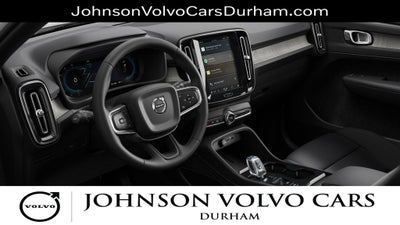 2023 Volvo XC40 B5 Plus Dark Theme