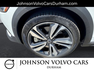 2025 Volvo V60 Cross Country B5 Plus
