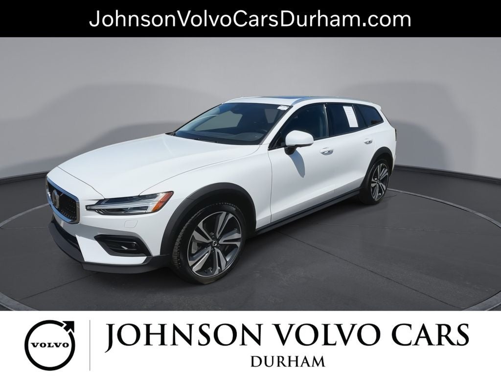 2025 Volvo V60 Cross Country B5 Plus