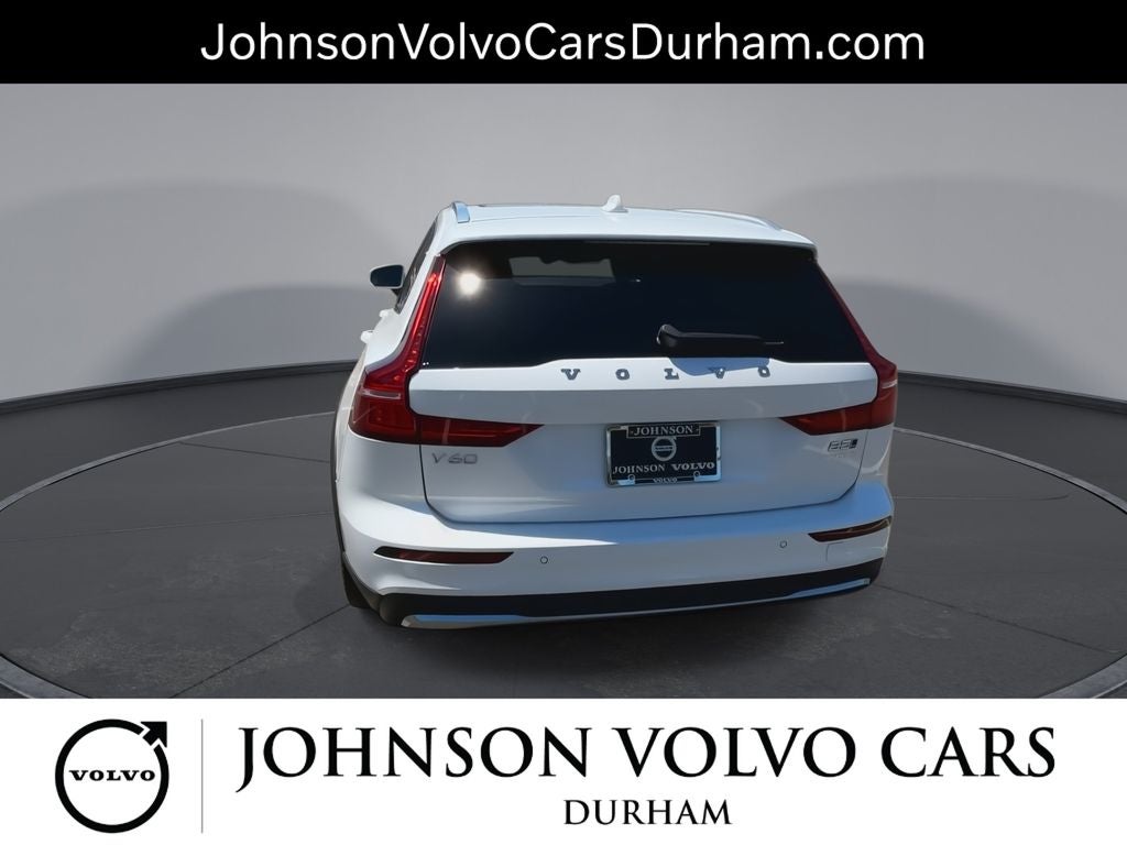2025 Volvo V60 Cross Country B5 Plus