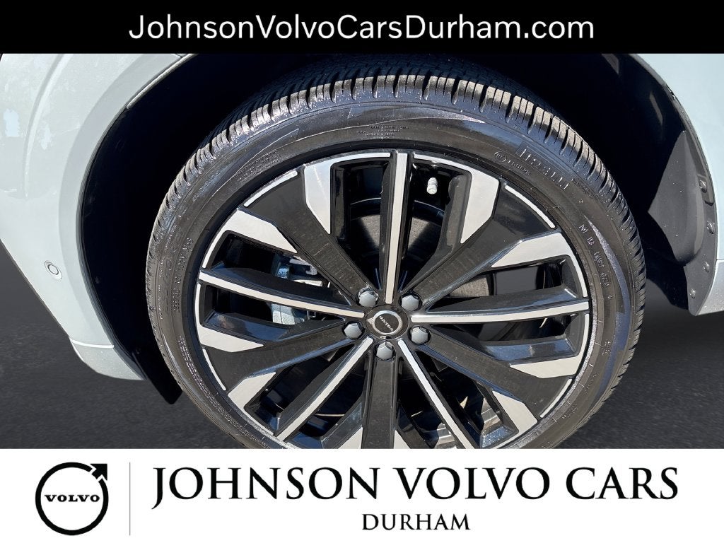2026 Volvo XC60 B5 Ultra