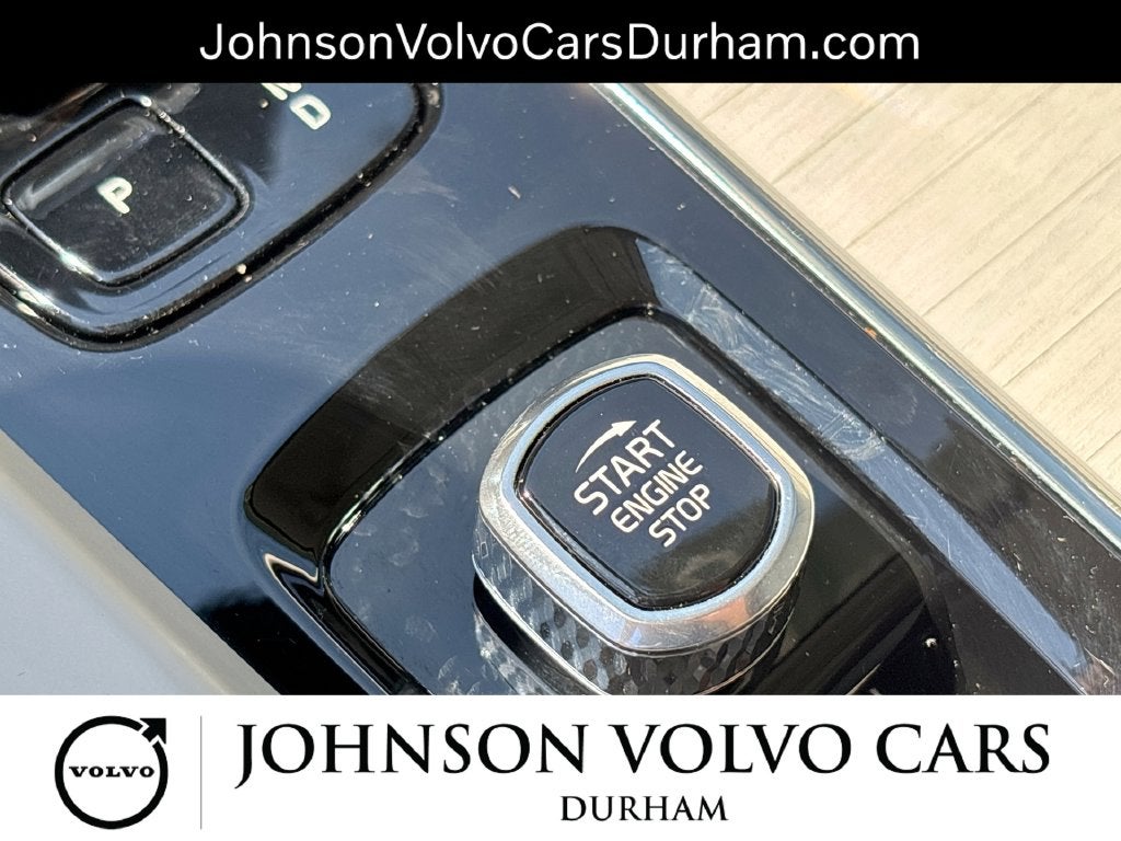 2026 Volvo XC60 B5 Ultra