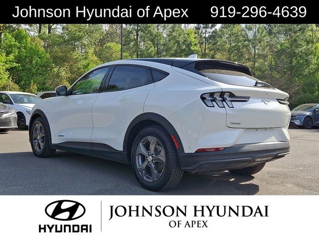 2022 Ford Mustang Mach-E Select