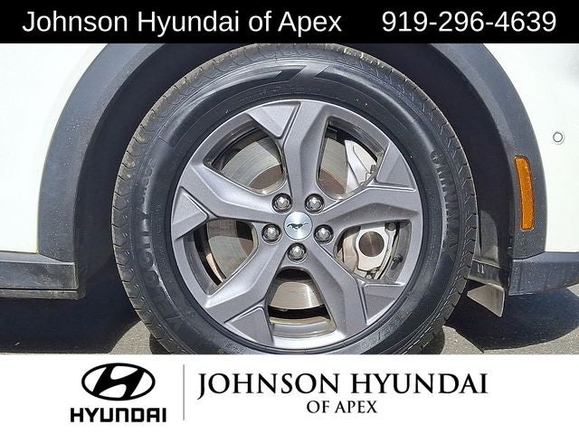 2022 Ford Mustang Mach-E Select