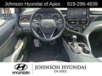 2022 Toyota Camry Hybrid XLE