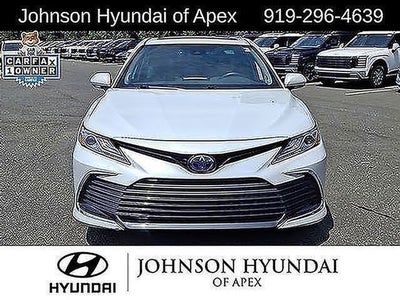 2022 Toyota Camry Hybrid XLE