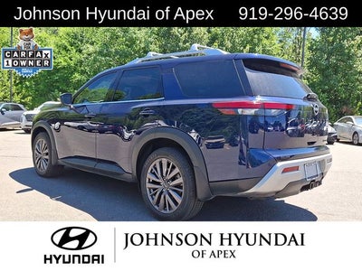2023 Nissan Pathfinder SL