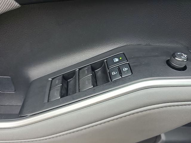 2021 Toyota Highlander L