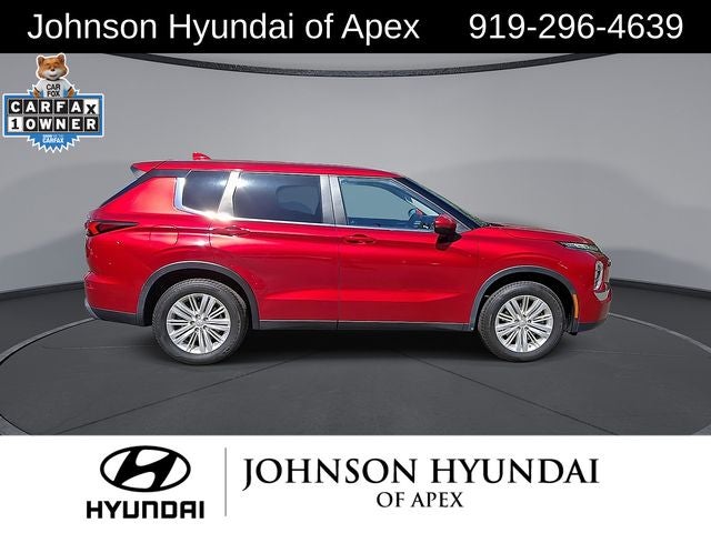 2022 Mitsubishi Outlander ES