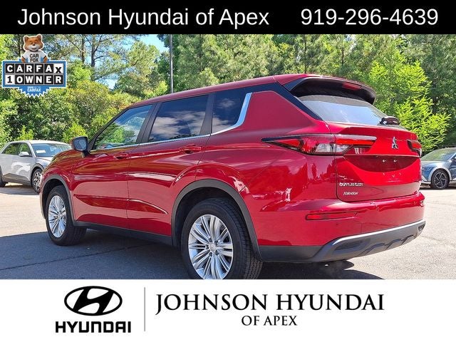 2022 Mitsubishi Outlander ES