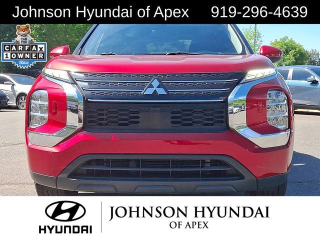 2022 Mitsubishi Outlander ES