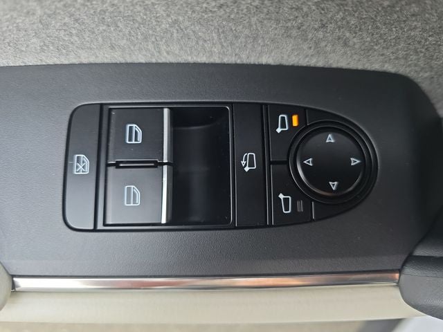 2022 Mazda Mazda MX-30 EV Base