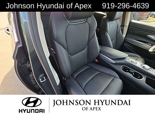 2023 Genesis GV70 2.5T Select