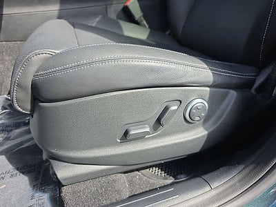 2023 Genesis GV70 2.5T Select