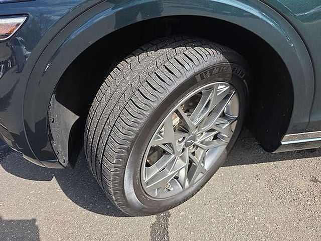 2023 Genesis GV70 2.5T Select