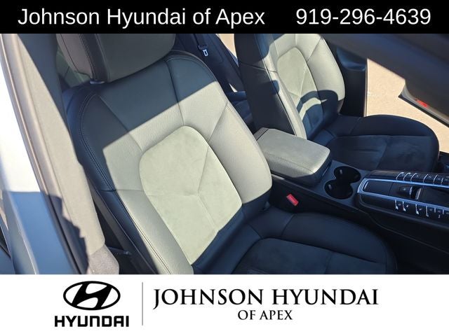 2020 Porsche Macan Base