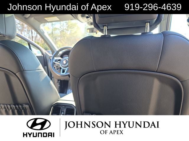 2020 Porsche Macan Base