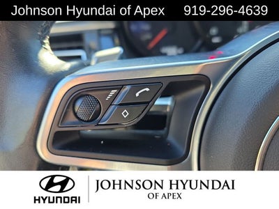 2020 Porsche Macan Base