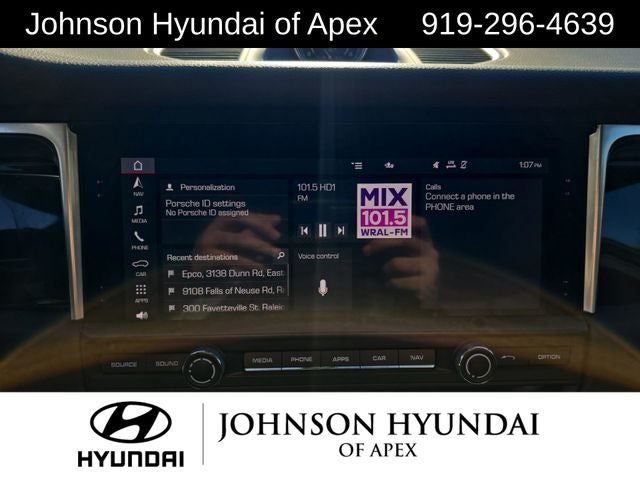 2020 Porsche Macan Base