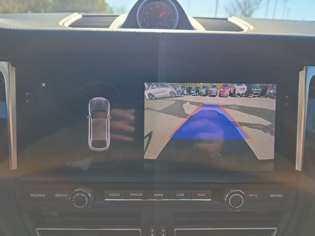 2020 Porsche Macan Base