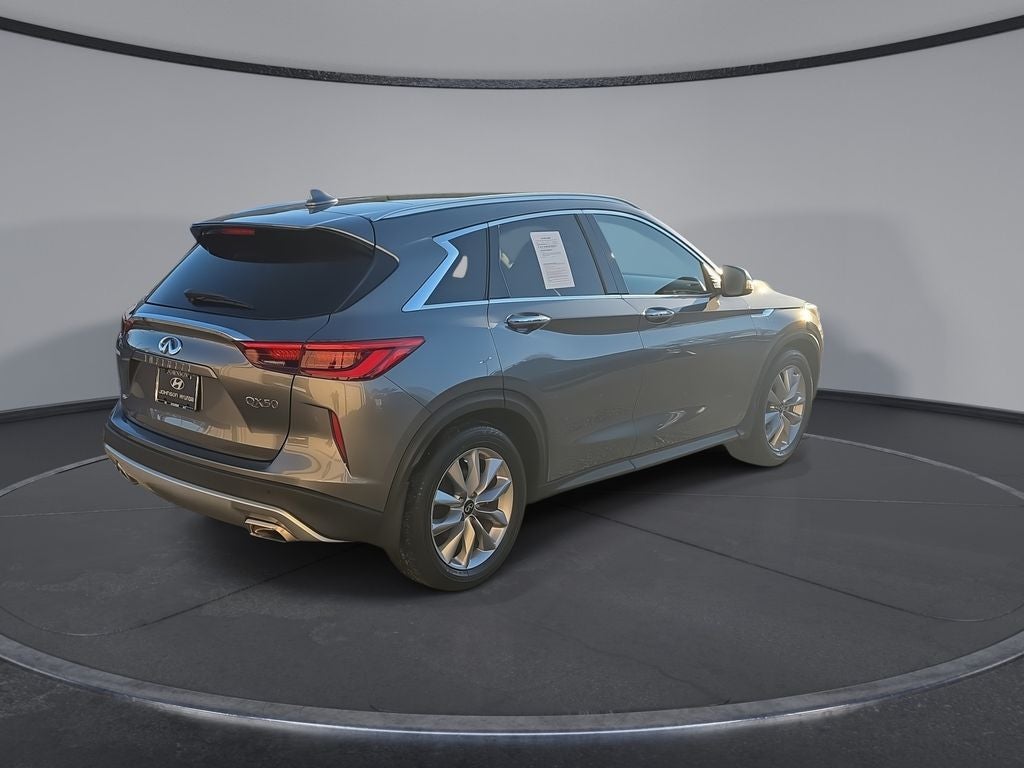 2021 INFINITI QX50 LUXE