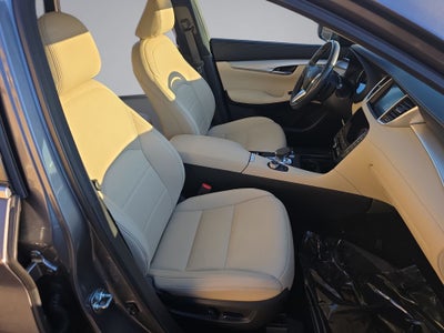 2021 INFINITI QX50 LUXE