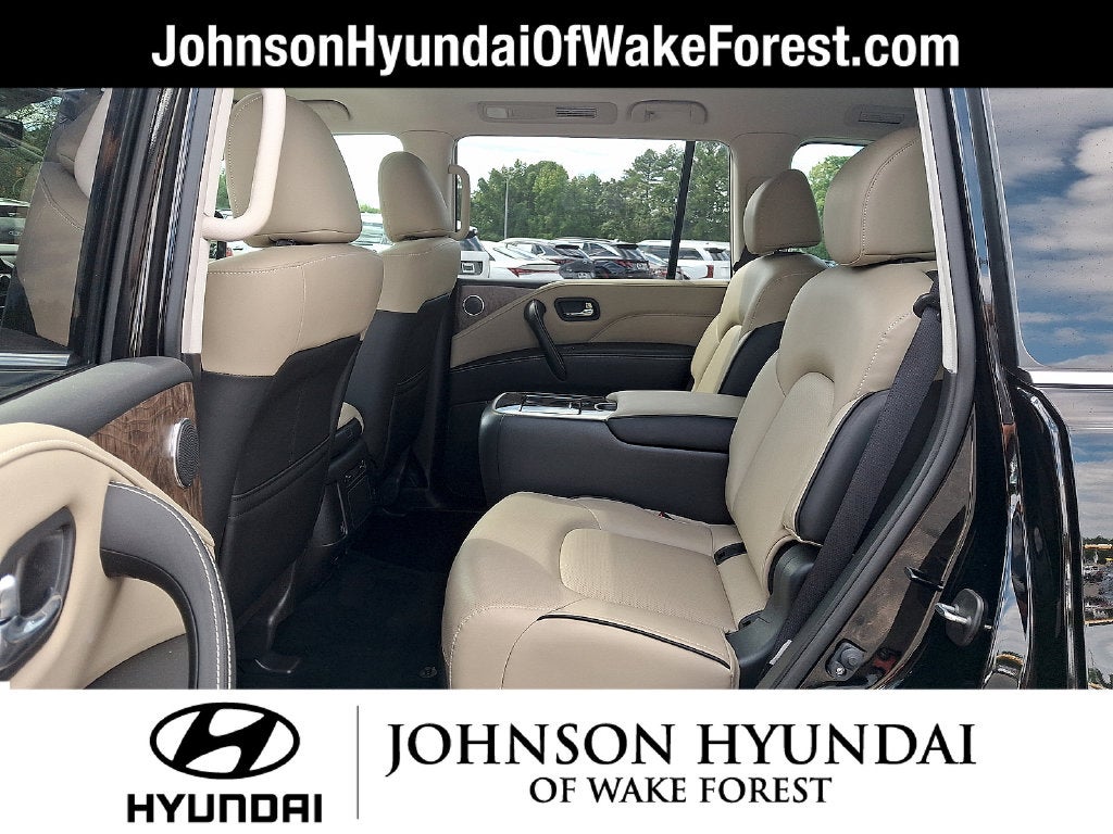 2023 INFINITI QX80 Premium Select