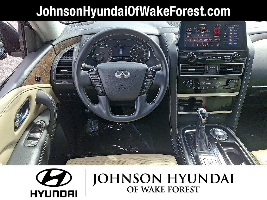 2023 INFINITI QX80 Premium Select