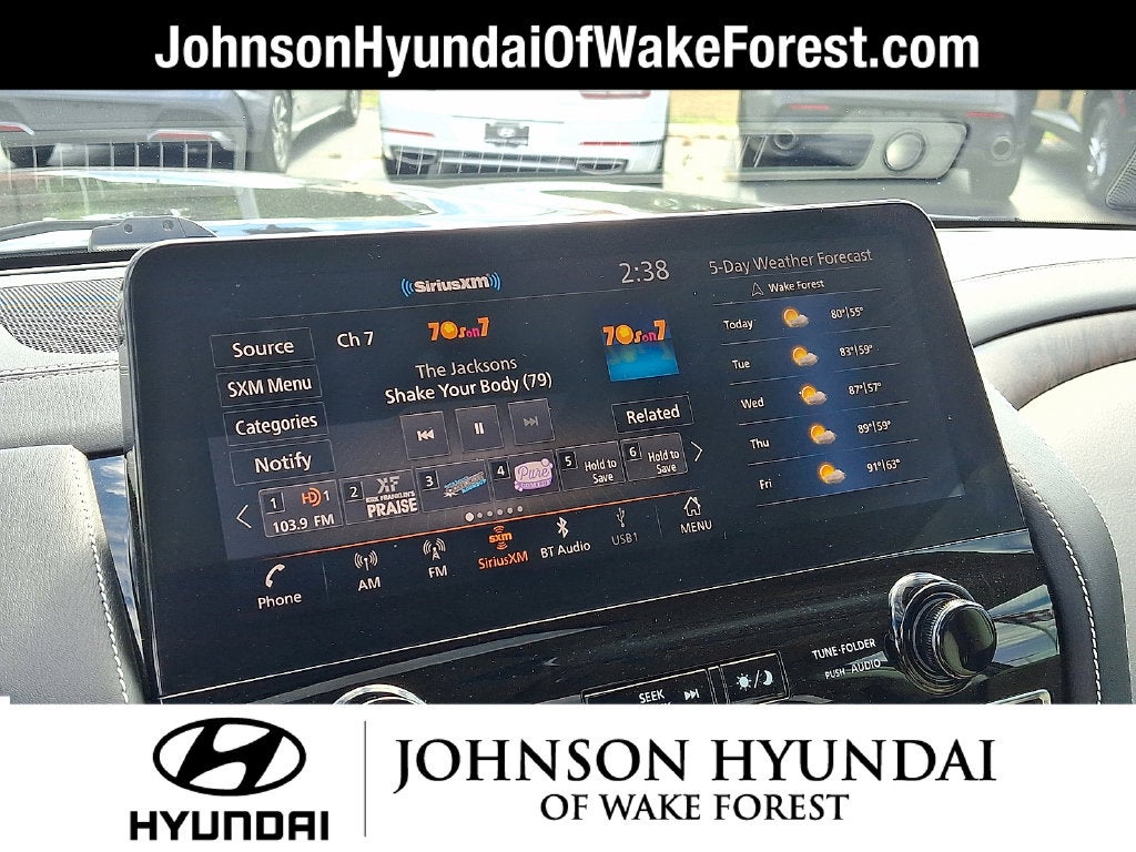2023 INFINITI QX80 Premium Select