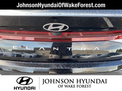 2025 Hyundai Elantra SE