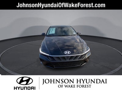 2025 Hyundai Elantra SE