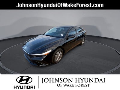 2025 Hyundai Elantra SE