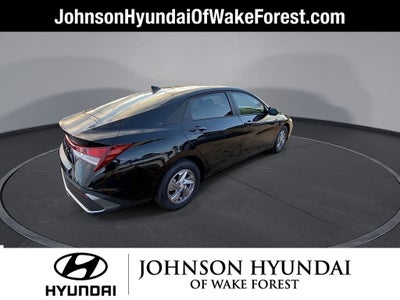 2025 Hyundai Elantra SE