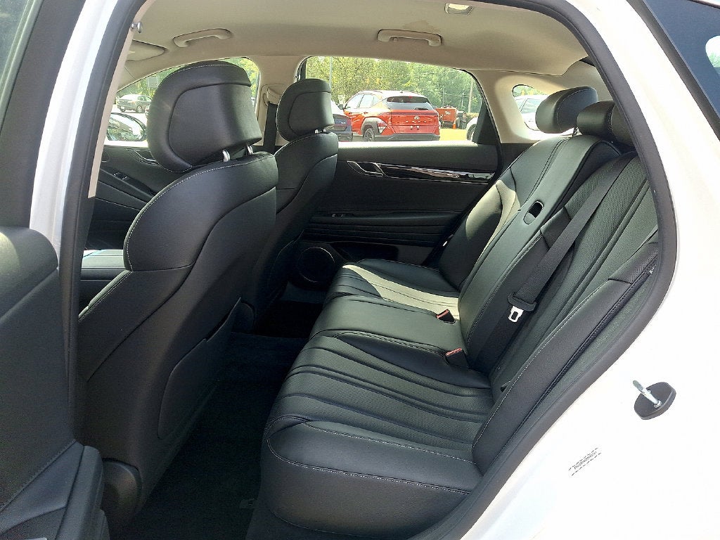 2024 Genesis G80 2.5T