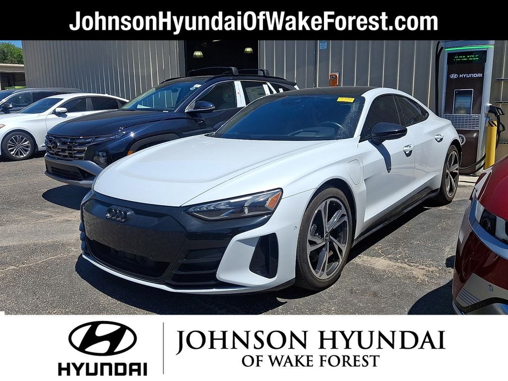 2022 Audi e-tron GT Prestige quattro
