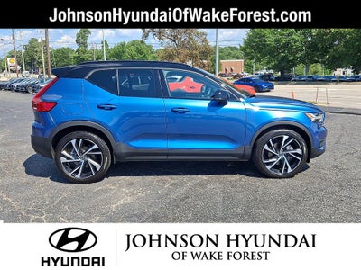 2021 Volvo XC40 R-Design
