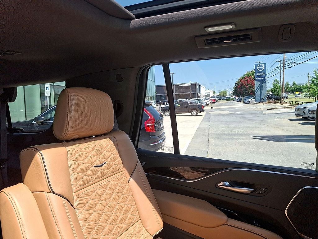 2023 Cadillac Escalade Premium Luxury