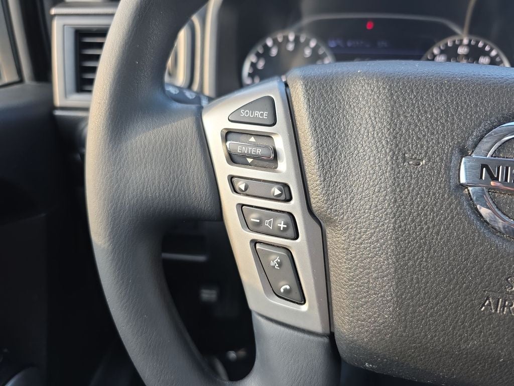 2022 Nissan Titan SV