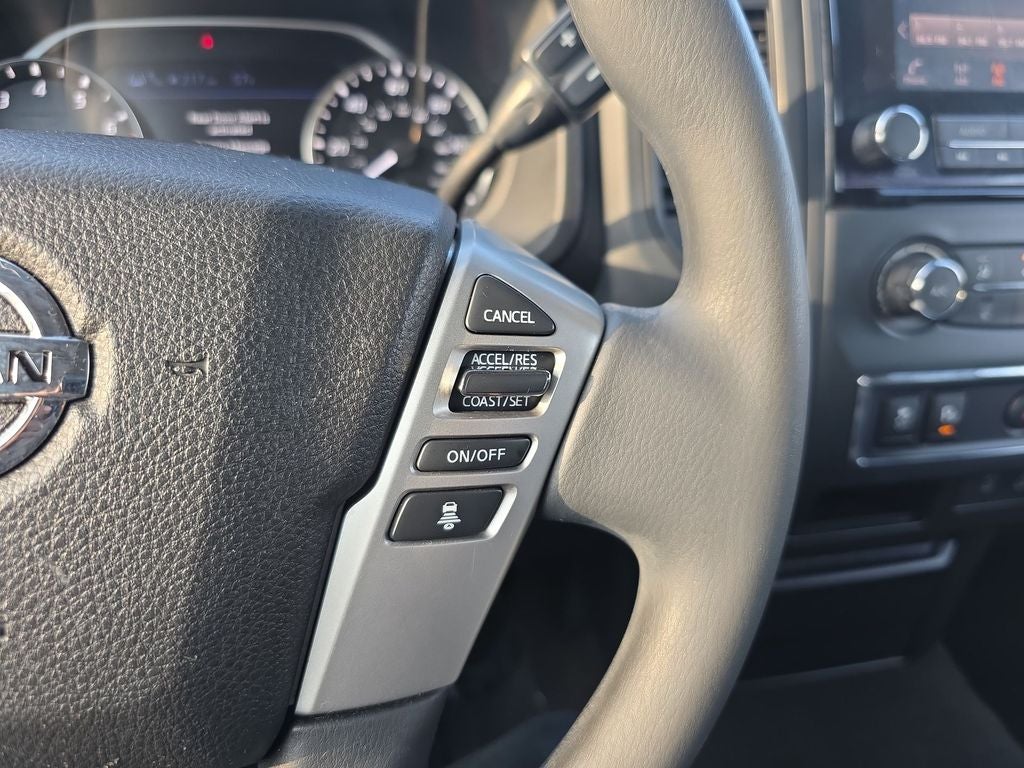 2022 Nissan Titan SV