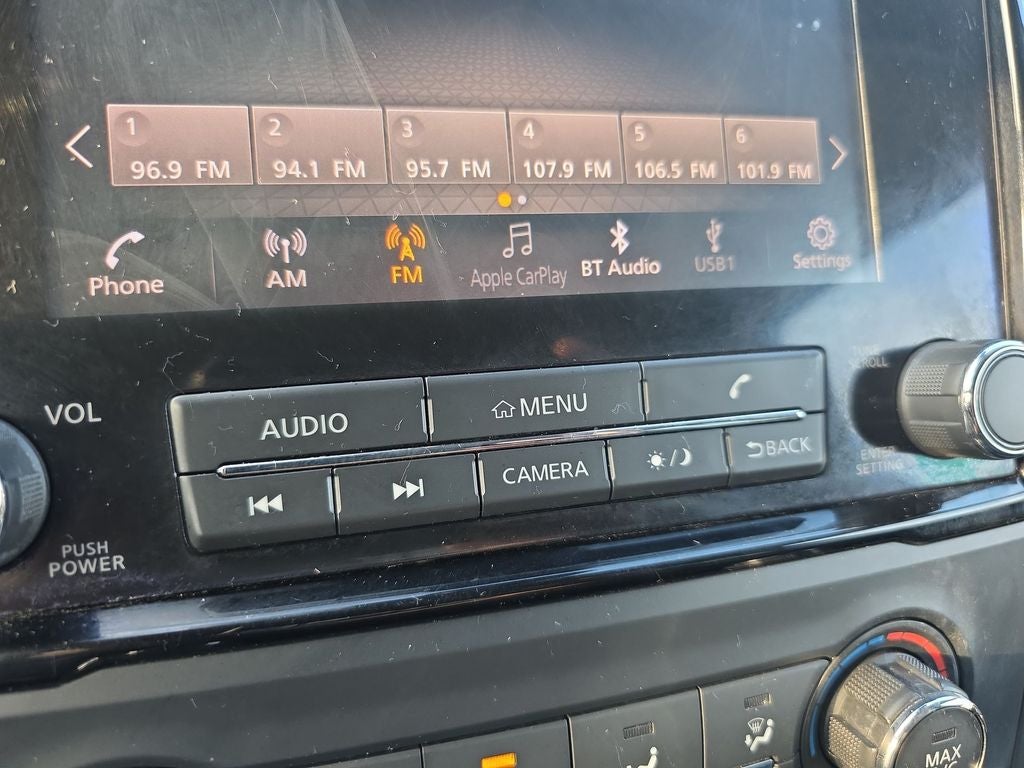 2022 Nissan Titan SV