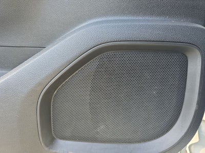 2022 Nissan Titan SV