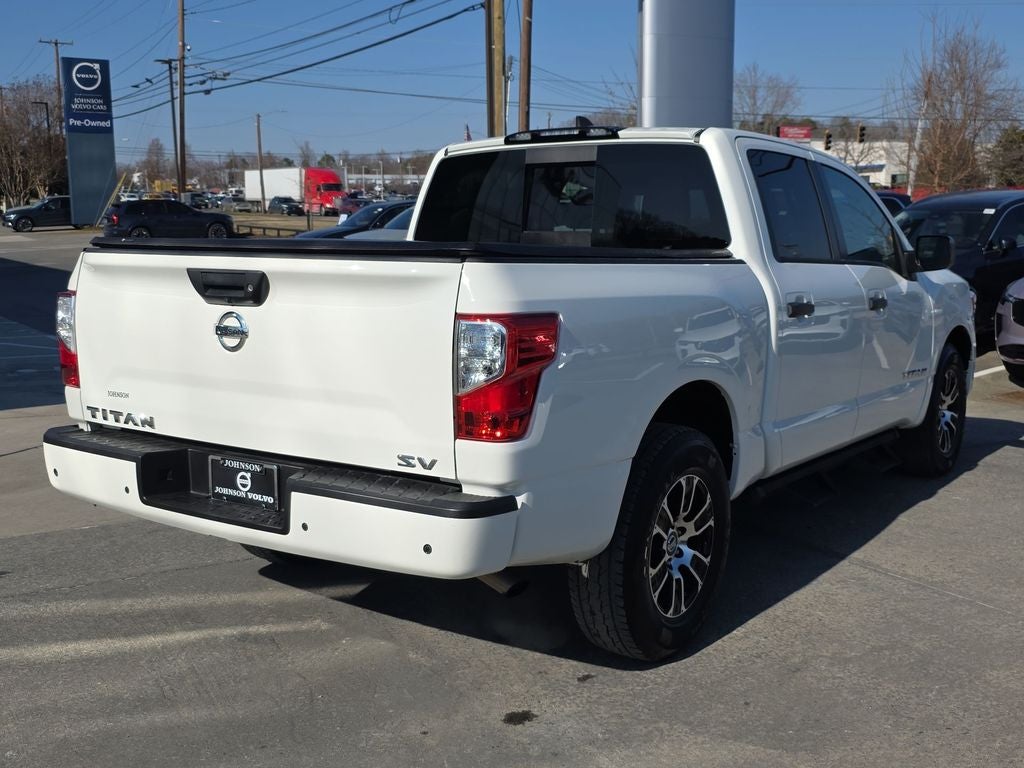 2022 Nissan Titan SV