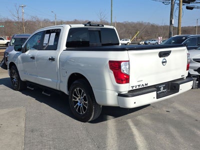 2022 Nissan Titan SV
