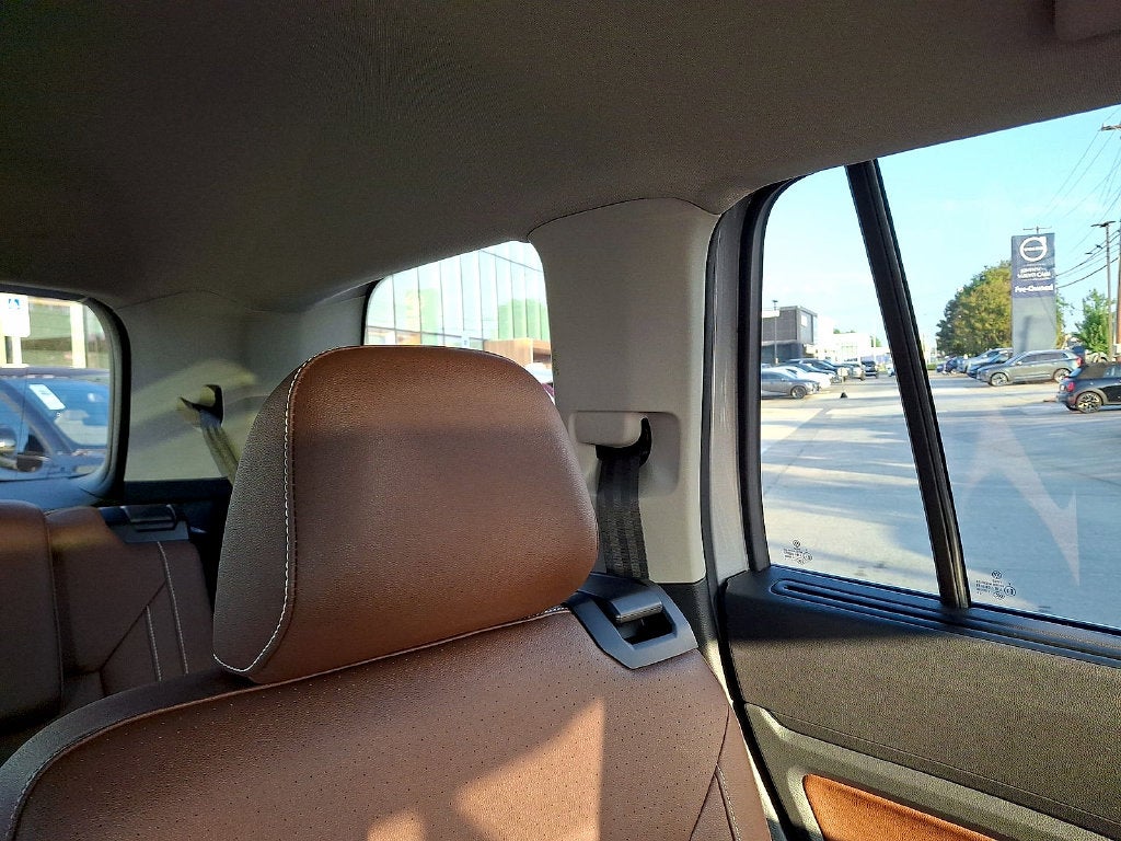 2021 Volkswagen Atlas 3.6L V6 SE w/Technology R-Line
