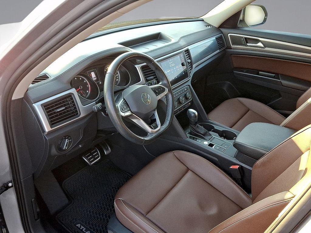 2021 Volkswagen Atlas 3.6L V6 SE w/Technology R-Line