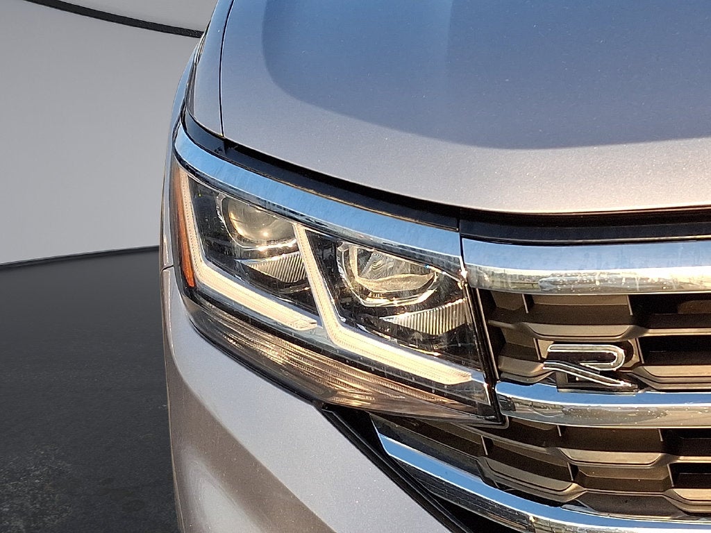 2021 Volkswagen Atlas 3.6L V6 SE w/Technology R-Line