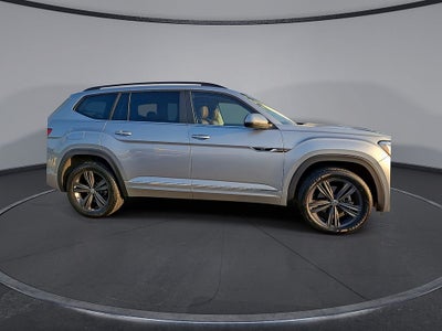 2021 Volkswagen Atlas 3.6L V6 SE w/Technology R-Line