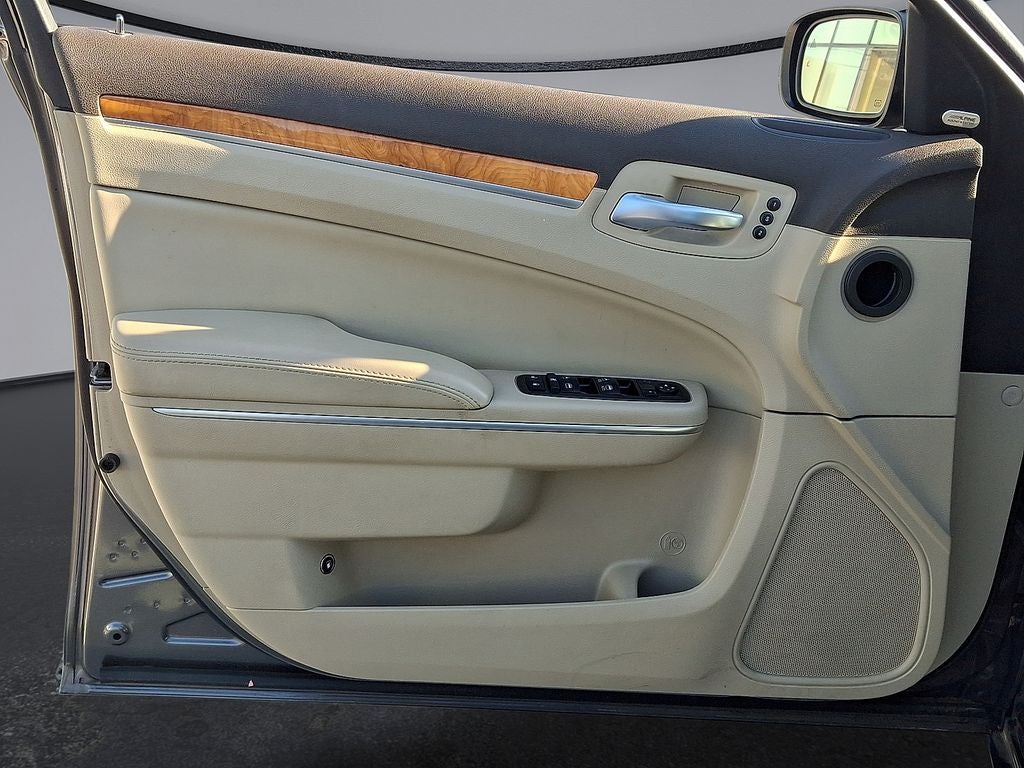2013 Chrysler 300 C