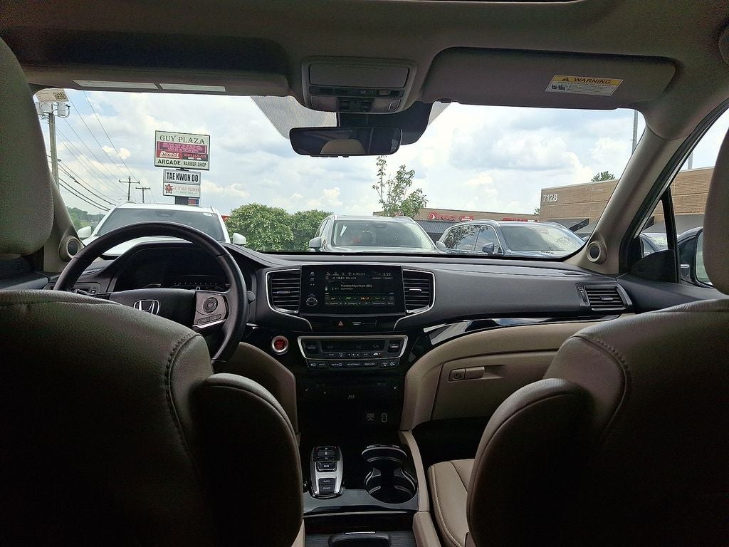 2020 Honda Pilot Touring 8 Passenger